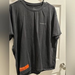 Men’s medium youngLa shirt. “449 washed drip tee “